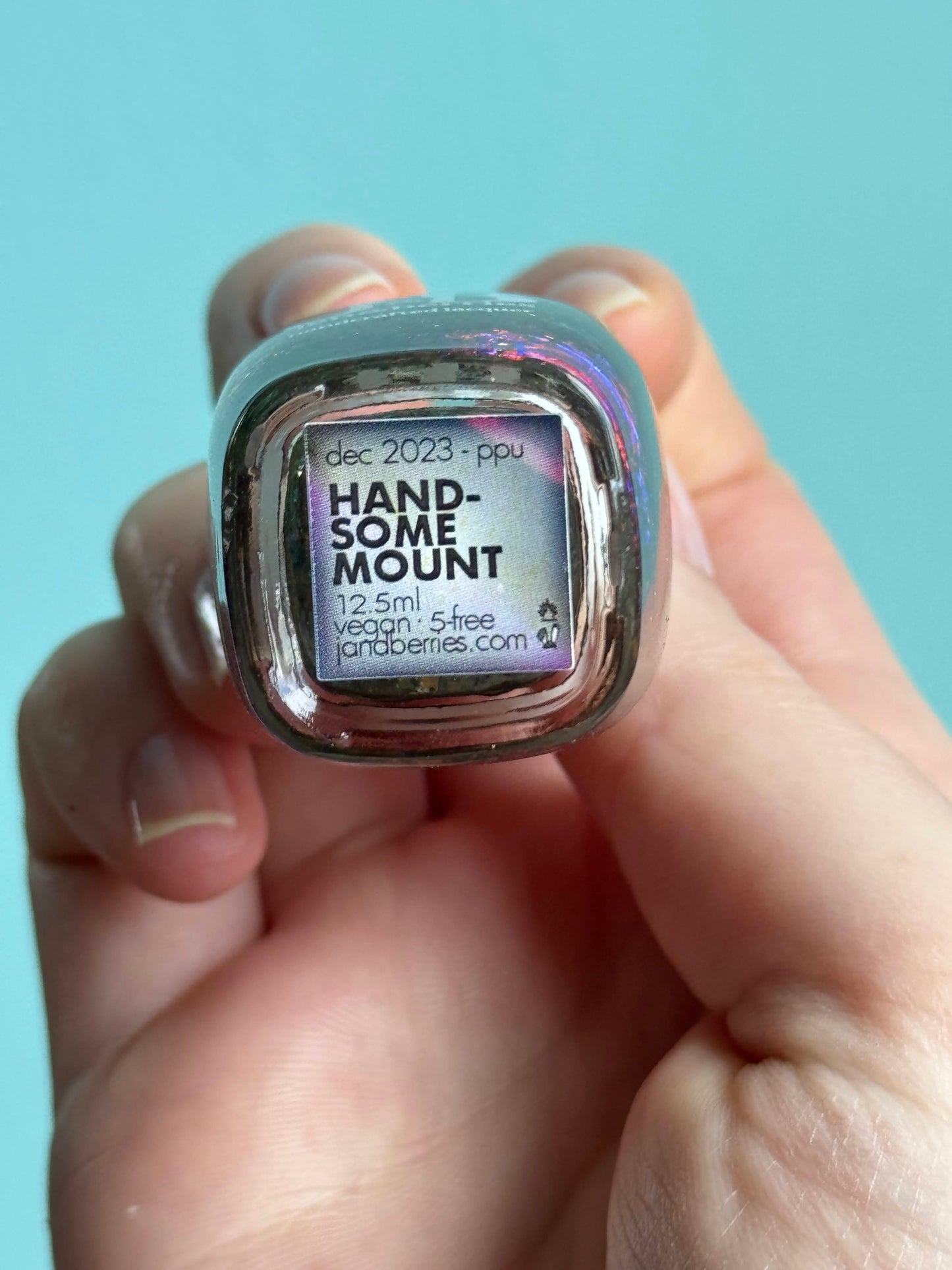 Jen and Berries - Handsome Mount